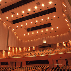 東リ いたみホール